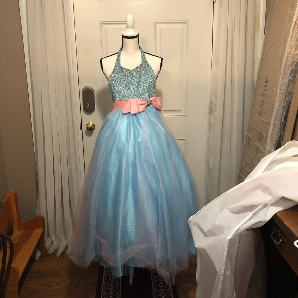 Girls dress